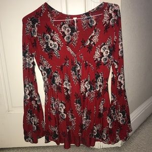 Red long sleeve Free People top size Small